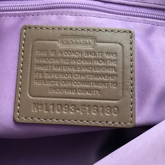 Coach Carly Signature Patchwork Tote. - Picture 14 of 16